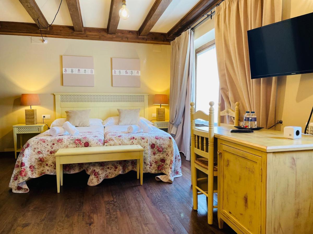 Tierras De Aran Hotell Betlán Eksteriør bilde