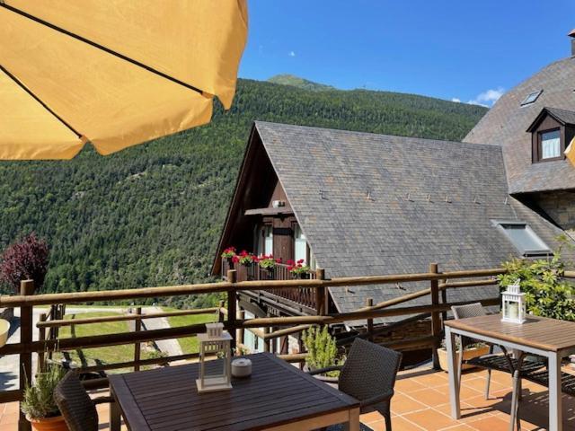 Tierras De Aran Hotell Betlán Eksteriør bilde